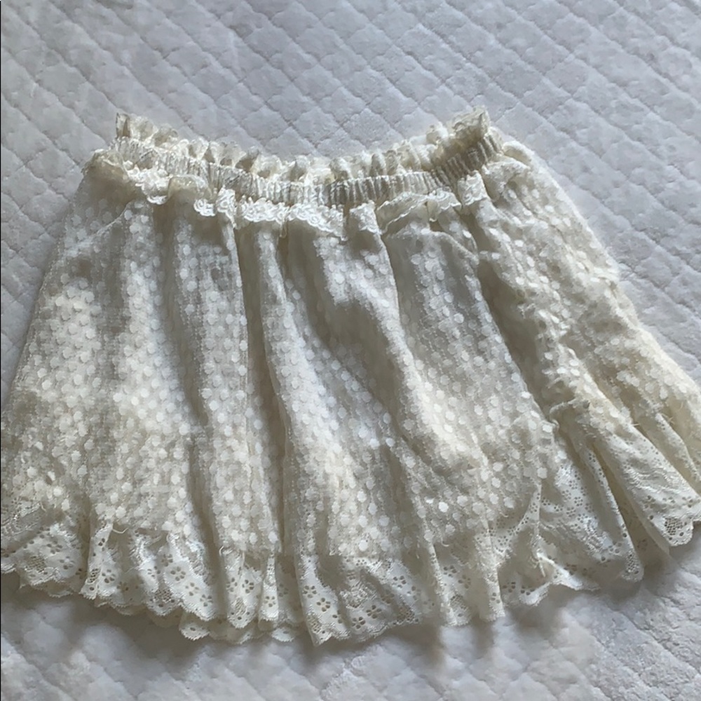 White lace skirt